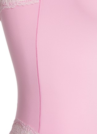  - SKIMS - VALENTINE'S DAY CAPSULE FITS EVERYBODY 蕾丝吊带连体衣