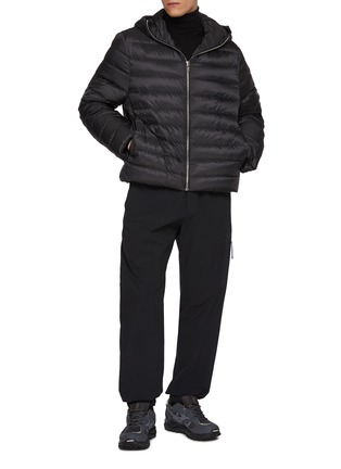 模特儿示范图 - 点击放大 - MONCLER - Logo Patch Jogging Trousers