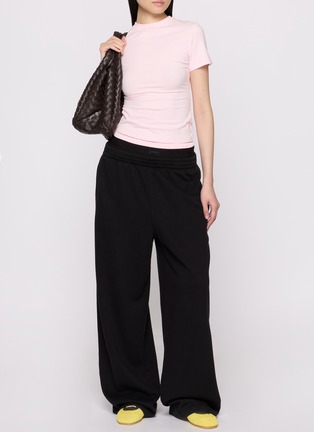 背面 - 点击放大 - SKIMS - COTTON RIB 短裤