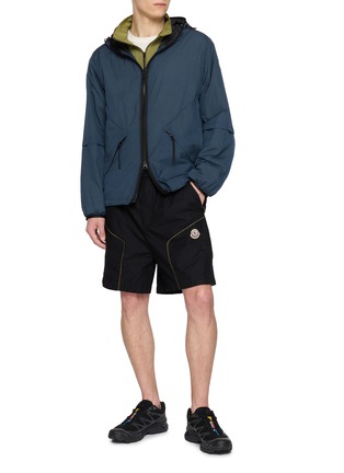模特儿示范图 - 点击放大 - MONCLER - 缝线饰短裤
