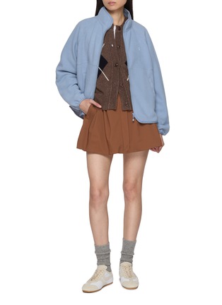 模特儿示范图 - 点击放大 - CLOVE - Logo Embroidered Fleece Jacket