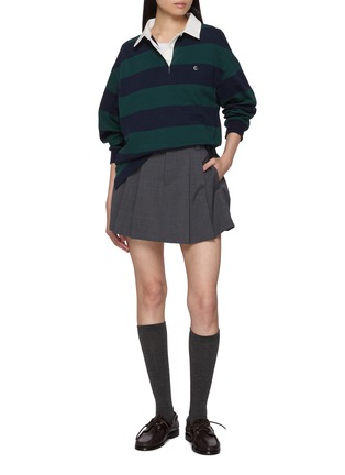 模特儿示范图 - 点击放大 - CLOVE - Logo Embroidered Striped Rugby Shirt