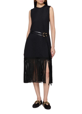 模特儿示范图 - 点击放大 - PEPA POMBO - Numa Sleeveless Braided Fringe Dress