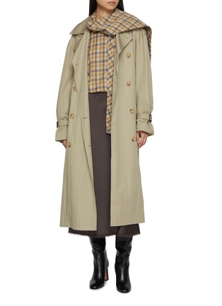 模特儿示范图 - 点击放大 - EDITION - Draped Neck Check Wool Blouse