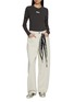 模特儿示范图 - 点击放大 - MO&CO. - Logo Scarf Straight Leg Cotton Denim Jeans