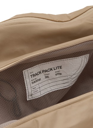 细节 - 点击放大 - ON - Track Pack 35L Lite