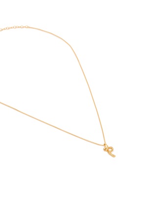 细节 - 点击放大 - MISSOMA - Curly Molten Mini Initial Necklace — P