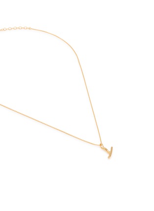 细节 - 点击放大 - MISSOMA - Curly Molten Mini Initial Necklace — Y