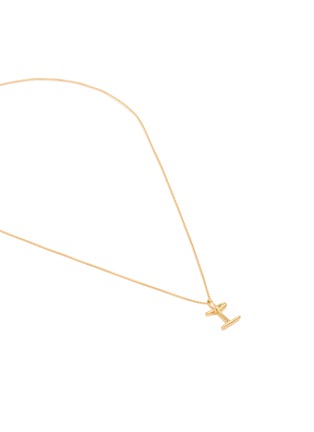 细节 - 点击放大 - MISSOMA - Curly Molten Mini Initial Necklace — I