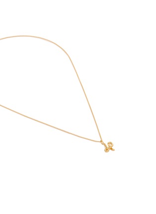 细节 - 点击放大 - MISSOMA - Curly Molten Mini Initial Necklace — H