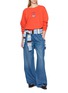 模特儿示范图 - 点击放大 - MOTHER - The Smoothie Sweatpant Sneak Jeans