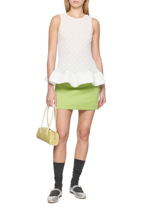 模特儿示范图 - 点击放大 - ATELIER EDITION - 缎面迷你半身裙