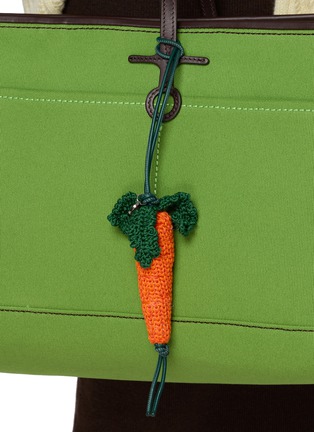 正面 -点击放大 - JW ANDERSON - Carrot Bag Charm