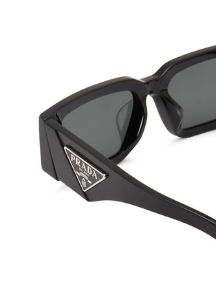 细节 - 点击放大 - PRADA - Acetate Rectangular Sunglasses — Size 55