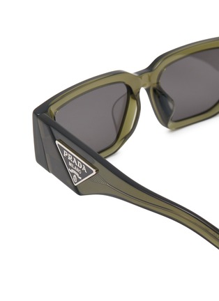 细节 - 点击放大 - PRADA - AcetateTransparent Rectangular Sunglasses — Size 55