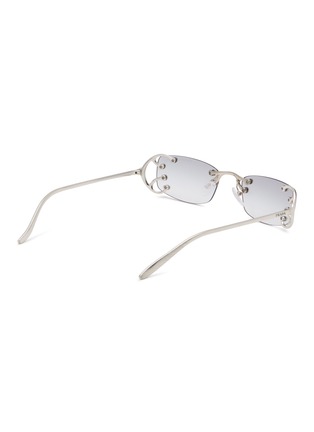 模特儿示范图 - 点击放大 - PRADA - Metal Rectangular Sunglasses — Size 52