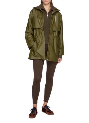 模特儿示范图 - 点击放大 - VARLEY - MAURA 半拉链针织衫