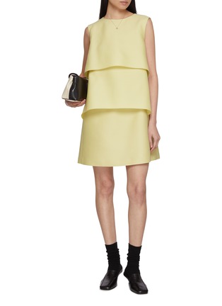 模特儿示范图 - 点击放大 - SANDBEIGE - MALAGA 层次连衣裙