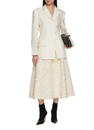 模特儿示范图 - 点击放大 - SANDBEIGE - MADRID 收腰西装外套