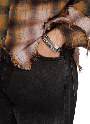 模特儿示范图 - 点击放大 - MM6 MAISON MARGIELA - 串联链金属手链