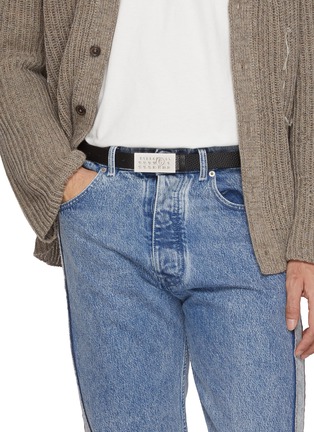 模特儿示范图 - 点击放大 - MM6 MAISON MARGIELA - Numeric Grain Leather Belt