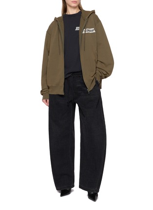 模特儿示范图 - 点击放大 - BALENCIAGA - Oversized Masking Tape Graphic Cotton Zip Up Hoodie
