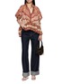 模特儿示范图 - 点击放大 - ZIMMERMANN - Wanderlust Frill Silk Blouse