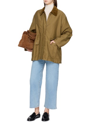 模特儿示范图 - 点击放大 - FRAME - THE MELLOW 直筒牛仔裤