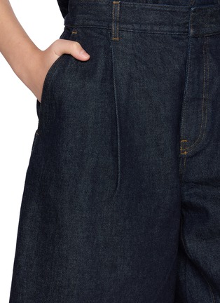  - FRAME - The Tailored Denim Shorts