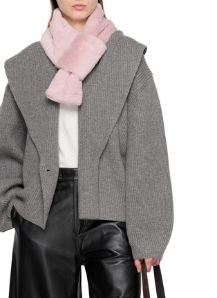 模特示范图 - 点击放大 - EQUIL - 羊羔毛围巾