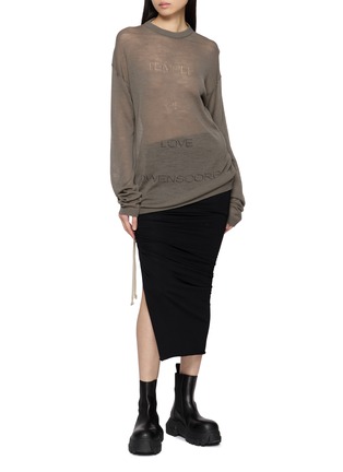 模特儿示范图 - 点击放大 - RICK OWENS - Long Sleeve Temple Of Love Sheer Knit Top