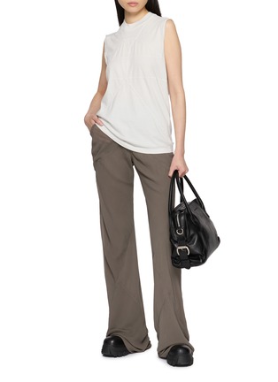 模特儿示范图 - 点击放大 - RICK OWENS - Sleeveless Panelled Mock Neck Top