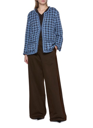 模特儿示范图 - 点击放大 - THE LAURENT - Houndstooth Jacket