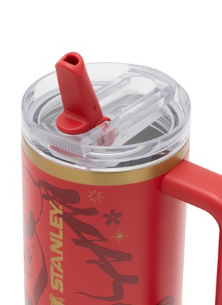 细节 –点击放大 - STANLEY - The Quencher ProTour Flip Straw Lid Tumbler 30oz — Red Stallion