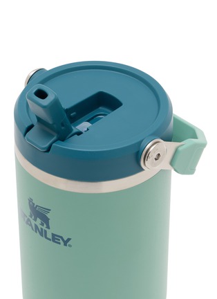 细节 –点击放大 - STANLEY - The Iceflow™ Flip Straw 2.0 Tumbler 30oz — Spring Green