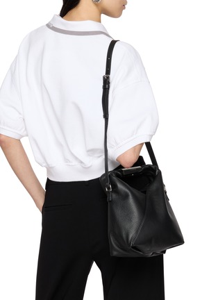 模特儿示范图 - 点击放大 - MM6 MAISON MARGIELA - Japanese Crossbody Bag