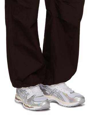 模特儿示范图 - 点击放大 - ASICS - GEL-KAYANO 12.1 Low Top Men's Sneakers