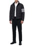 模特儿示范图 - 点击放大 - THOM BROWNE - 四重条纹绗缝夹克