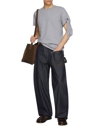 模特儿示范图 - 点击放大 - JW ANDERSON - Knotted Sleeve Cotton T-Shirt