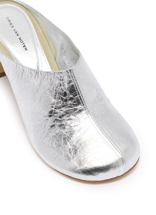 细节 - 点击放大 - DRIES VAN NOTEN - 60 金属感皮革高跟穆勒鞋