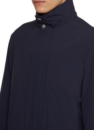 细节 - 点击放大 - BRUNELLO CUCINELLI - 连帽中长款机能风衣