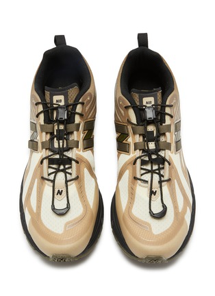 模特儿示范图 - 点击放大 - NEW BALANCE - 男款 1906R 系带运动鞋