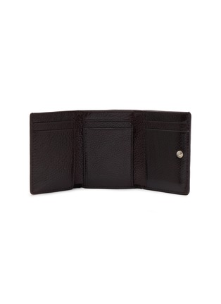 模特儿示范图 - 点击放大 - LEMAIRE - Gear Trifold Leather Wallet
