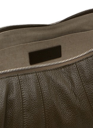 细节 - 点击放大 - LEMAIRE - 大号 CROISSANT 皮革斜挎包