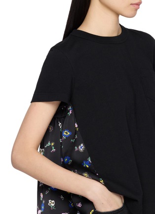  - SACAI - Bifabric Floral Panel Cotton T-Shirt