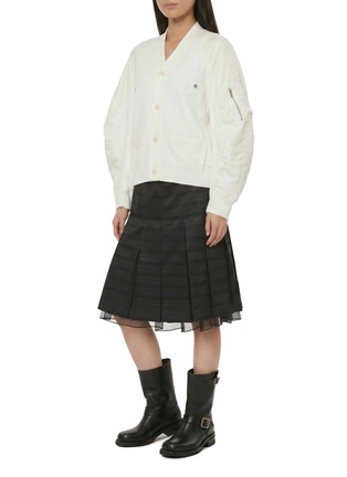 模特儿示范图 - 点击放大 - SACAI - 拼接针织夹克