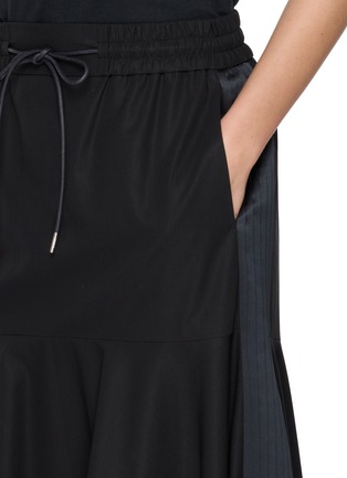  - SACAI - 褶裥拼接半身裙