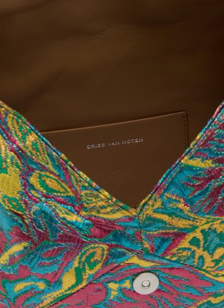 细节 - 点击放大 - DRIES VAN NOTEN - 刺绣水晶饰链条手拿包
