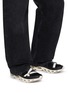 模特儿示范图 - 点击放大 - MIZUNO - Wave Prophecy Strap Men's Sneakers