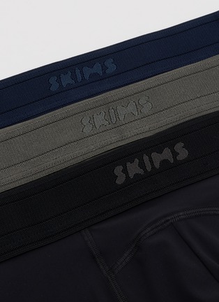  - SKIMS - SKIMS Stretch 7" Boxer Brief — Set Of 3